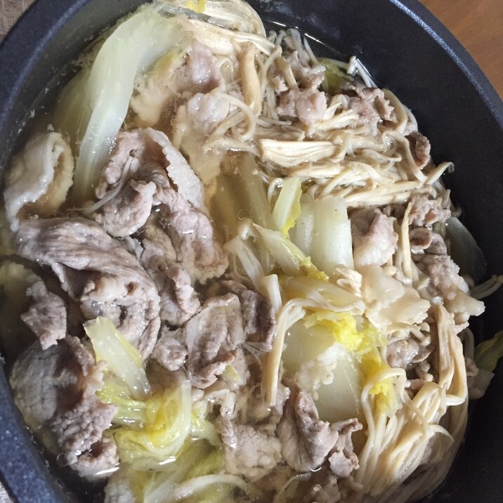 白菜と豚肉の鍋